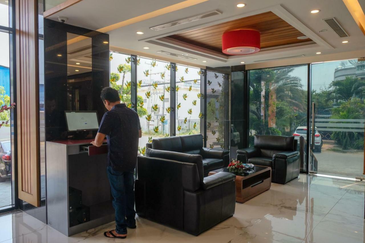 Ritz Grand Hotel Mandalay Exteriér fotografie