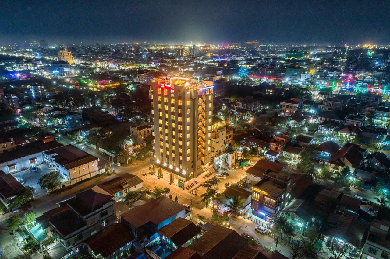 Ritz Grand Hotel Mandalay Exteriér fotografie