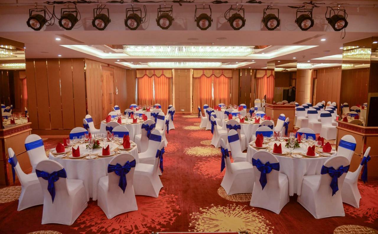 Ritz Grand Hotel Mandalay Exteriér fotografie